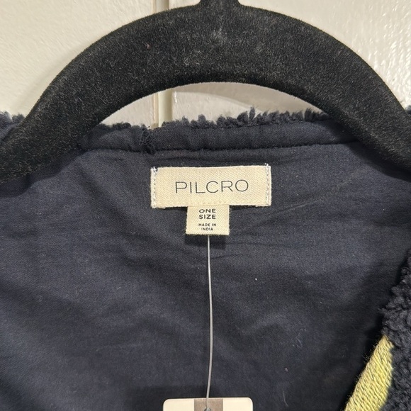 NWT Anthropologie Pilcro Embroidered Fleece Shrug One Size - Picture 5 of 6